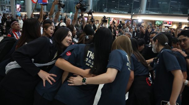 ทีมนักตบลูกยางสาวไทย ชุดสู้ศึกวอลเลย์บอลหญิงเนชั่นส์ ลีก 2026 สนามแรก กลับถึงประเทศไทยแล้ว