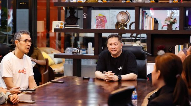 คุณพิชญ์ โพธารามิก” มอบ 2 ล้านบาทนักตบสาวไทย ประกาศอัดฉีดเพิ่ม 5 ล้านบาท หากคว้าแชมป์ AVC